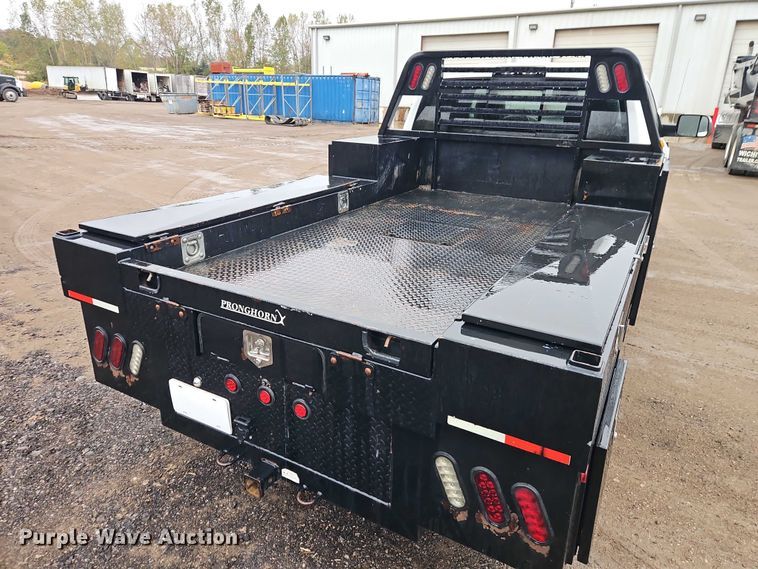 image for item EO4745 2018 RAM 3500 Crew Cab flatbed pickup truck