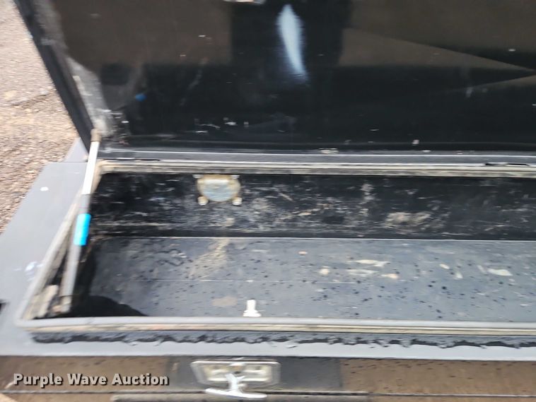 image for item EO4745 2018 RAM 3500 Crew Cab flatbed pickup truck