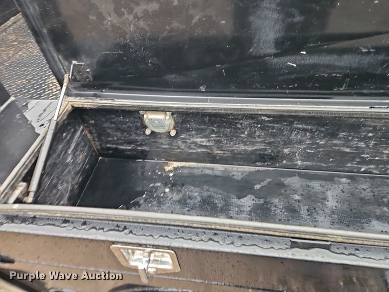 image for item EO4745 2018 RAM 3500 Crew Cab flatbed pickup truck