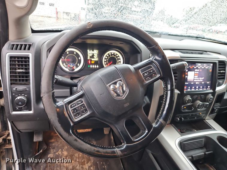 image for item EO4745 2018 RAM 3500 Crew Cab flatbed pickup truck