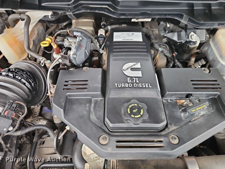 image for item EO4745 2018 RAM 3500 Crew Cab flatbed pickup truck