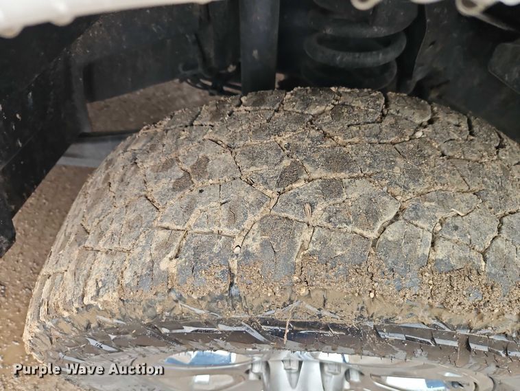 image for item EO4745 2018 RAM 3500 Crew Cab flatbed pickup truck