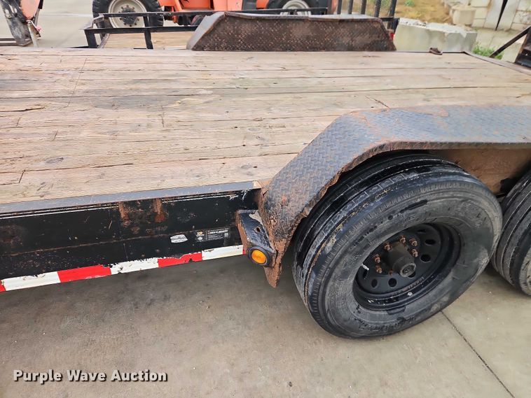 image for item EO4750 2017 Load Trail equipment trailer