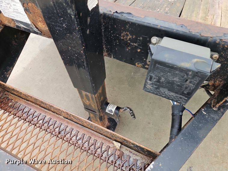 image for item EO4750 2017 Load Trail equipment trailer