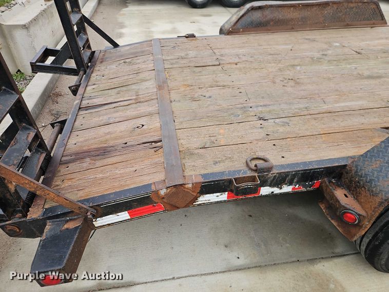 image for item EO4750 2017 Load Trail equipment trailer