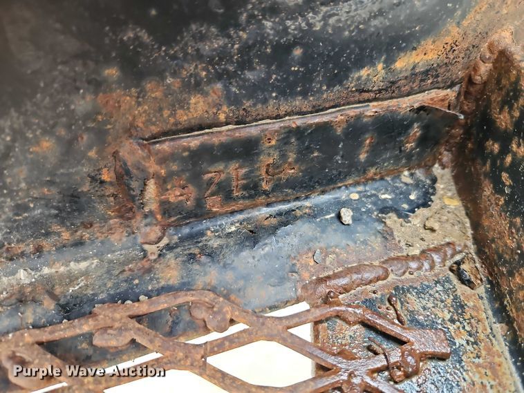 image for item EO4750 2017 Load Trail equipment trailer