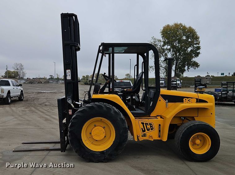 image for item EO4751 2000 JCB 930 forklift
