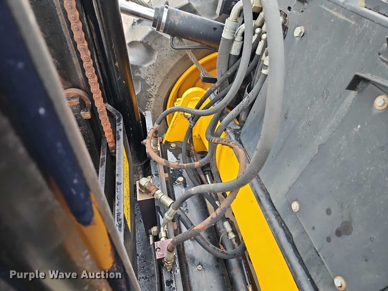 image for item EO4751 2000 JCB 930 forklift