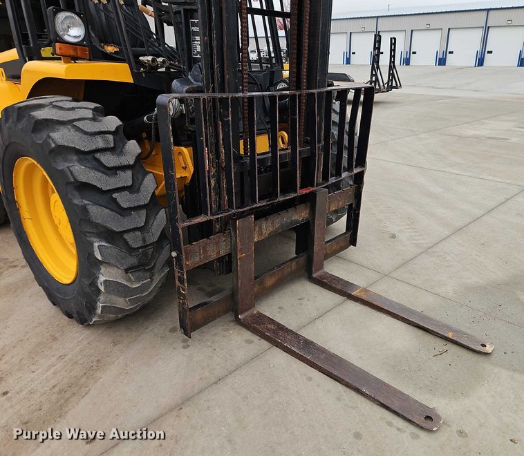 image for item EO4751 2000 JCB 930 forklift