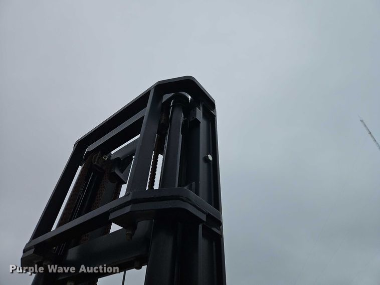 image for item EO4751 2000 JCB 930 forklift