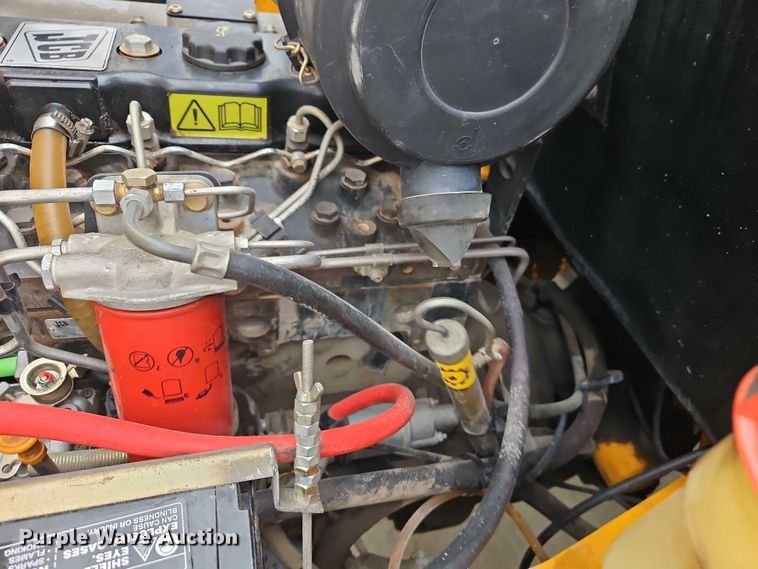 image for item EO4751 2000 JCB 930 forklift