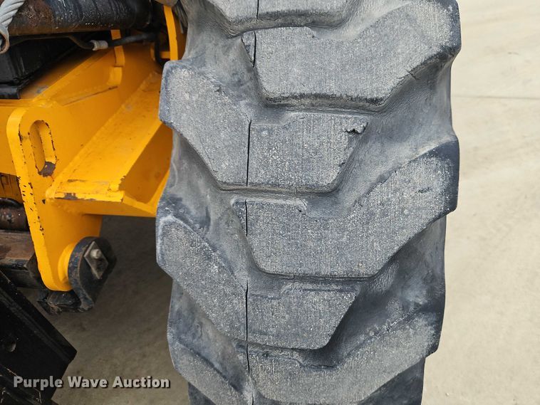 image for item EO4751 2000 JCB 930 forklift