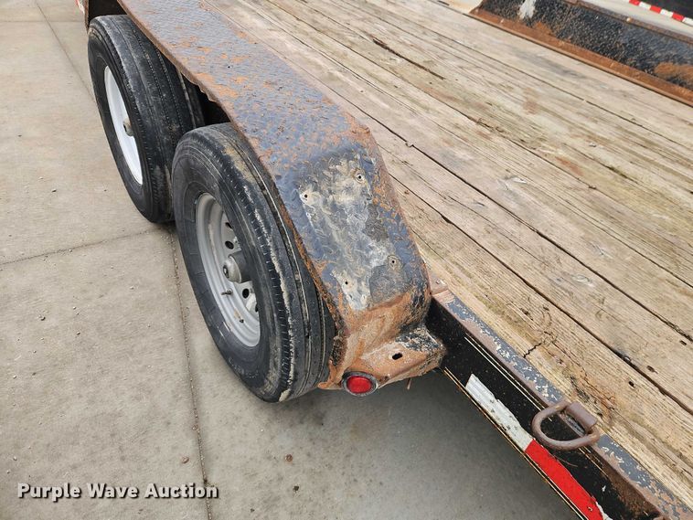 image for item EO4752 2014 Load Trail equipment trailer