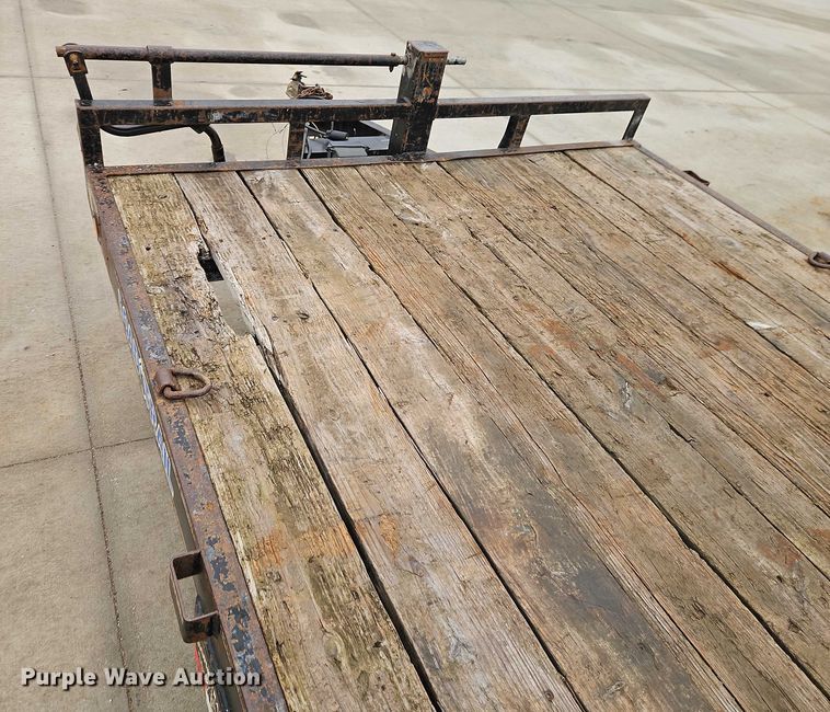 image for item EO4752 2014 Load Trail equipment trailer