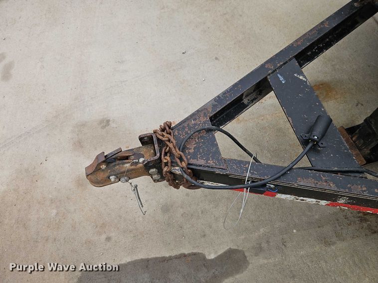 image for item EO4752 2014 Load Trail equipment trailer