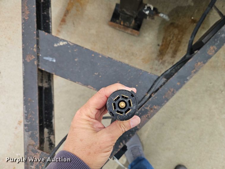 image for item EO4752 2014 Load Trail equipment trailer