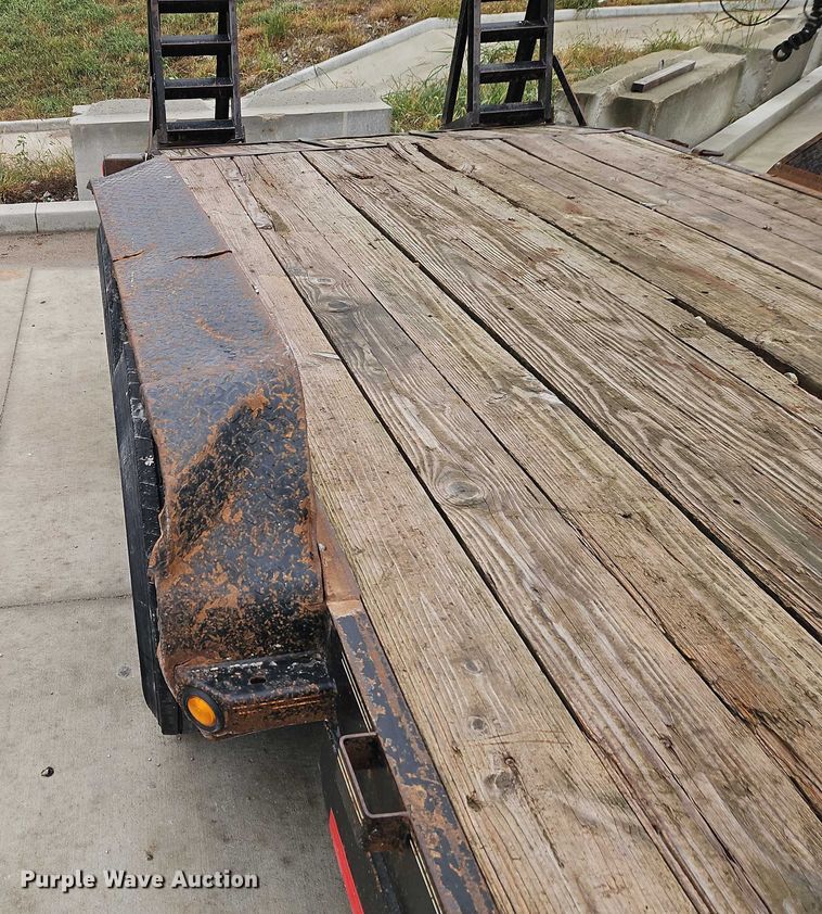 image for item EO4752 2014 Load Trail equipment trailer