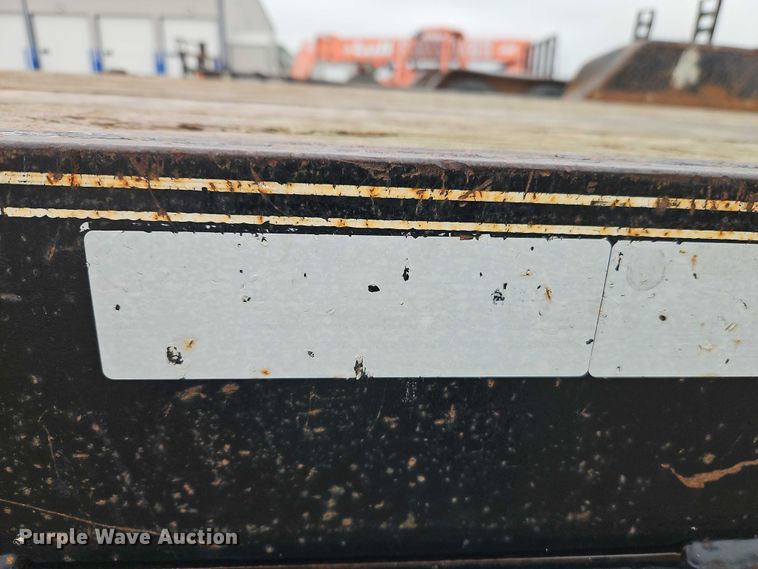 image for item EO4752 2014 Load Trail equipment trailer