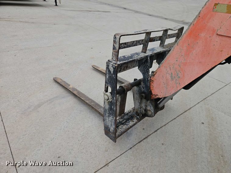 image for item EO4753 2006 Lull 944E-42 telehandler