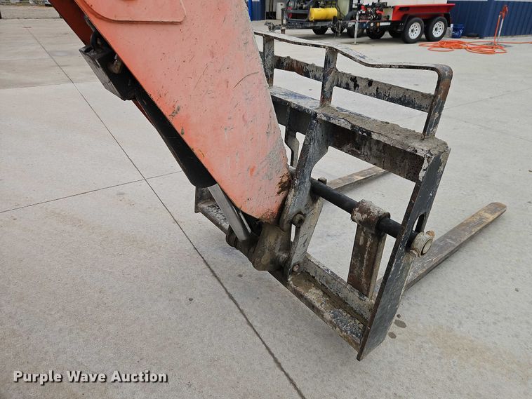 image for item EO4753 2006 Lull 944E-42 telehandler