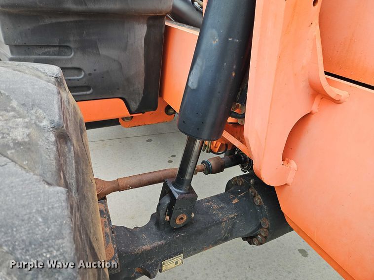 image for item EO4753 2006 Lull 944E-42 telehandler