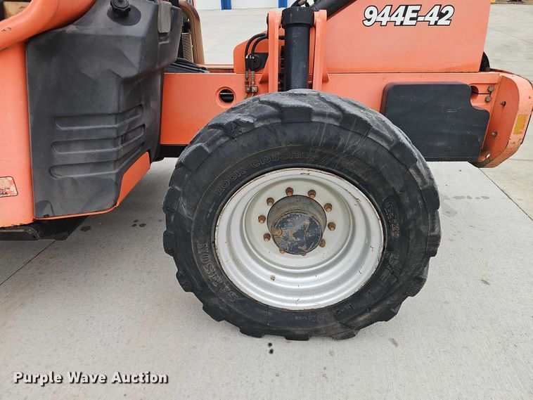 image for item EO4753 2006 Lull 944E-42 telehandler