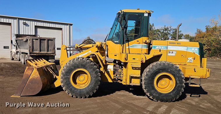 image for item EO4756 2001 Kawasaki 65 ZIV-2 wheel loader