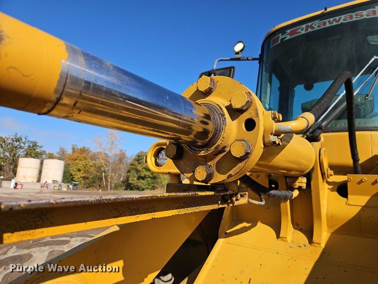 image for item EO4756 2001 Kawasaki 65 ZIV-2 wheel loader