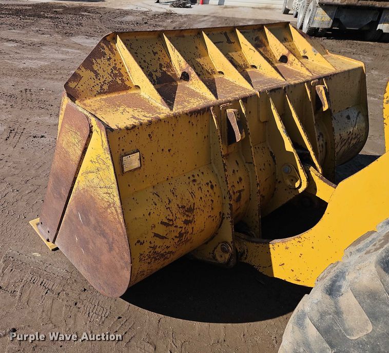 image for item EO4756 2001 Kawasaki 65 ZIV-2 wheel loader