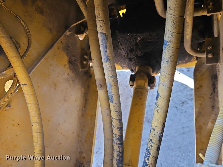 image for item EO4756 2001 Kawasaki 65 ZIV-2 wheel loader