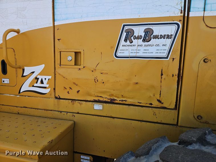 image for item EO4756 2001 Kawasaki 65 ZIV-2 wheel loader