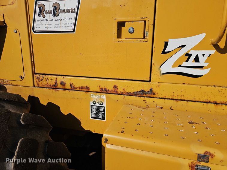 image for item EO4756 2001 Kawasaki 65 ZIV-2 wheel loader