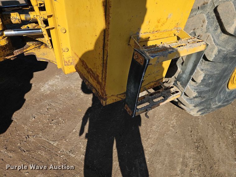 image for item EO4756 2001 Kawasaki 65 ZIV-2 wheel loader