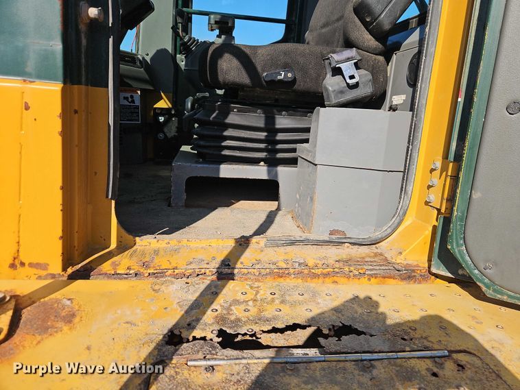 image for item EO4756 2001 Kawasaki 65 ZIV-2 wheel loader