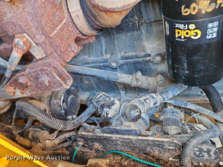 image for item EO4756 2001 Kawasaki 65 ZIV-2 wheel loader