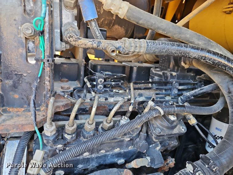 image for item EO4756 2001 Kawasaki 65 ZIV-2 wheel loader