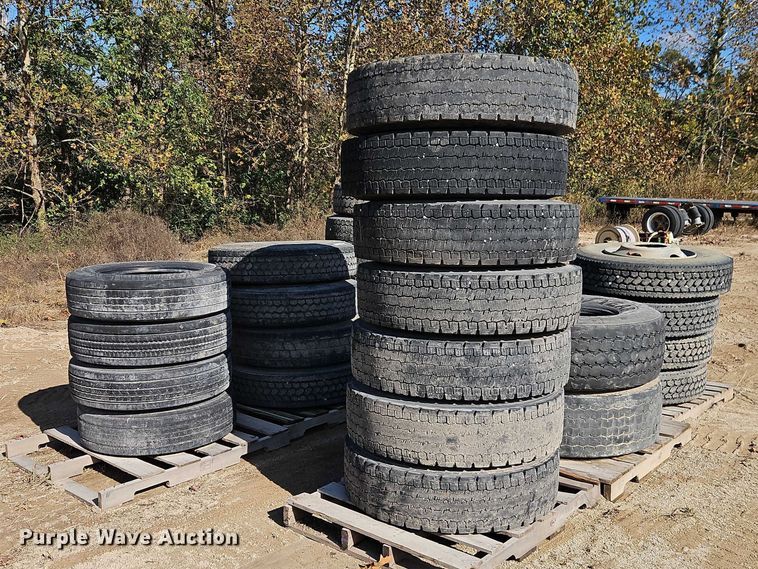 image for item EO4757 (27) tires