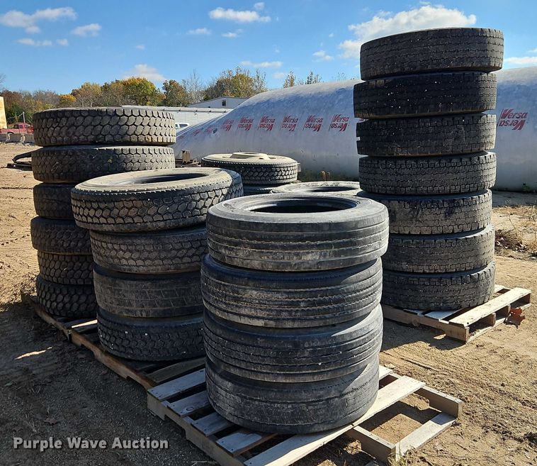 image for item EO4757 (27) tires