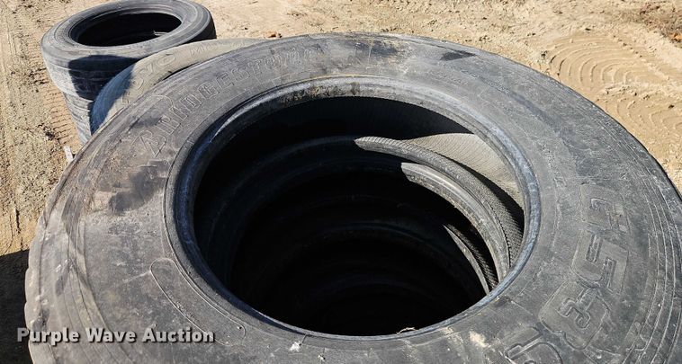 image for item EO4757 (27) tires
