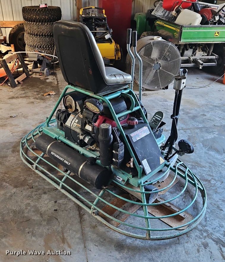 image for item EO4764 2017 Whiteman JWN24HTCSL power trowel