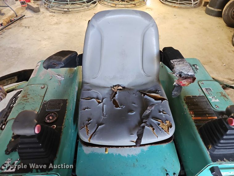 image for item EO4765 2013 Whiteman HTXD6I power trowel