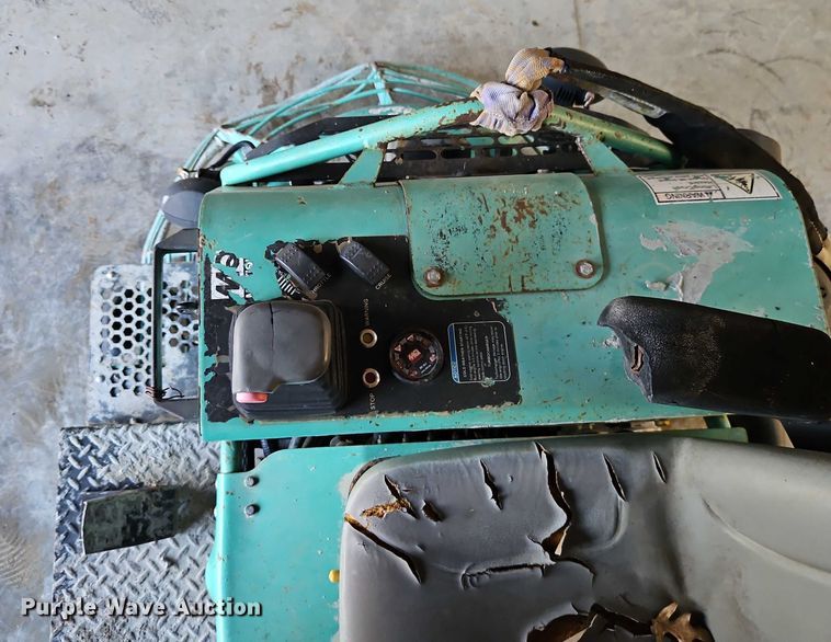 image for item EO4765 2013 Whiteman HTXD6I power trowel