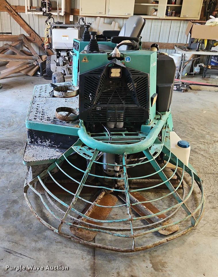 image for item EO4766 2017 Whiteman STX6H power trowel