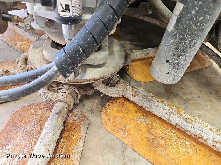 image for item EO4768 2019 Whiteman HTX6H power trowel