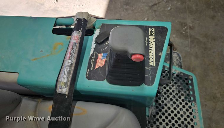 image for item EO4768 2019 Whiteman HTX6H power trowel