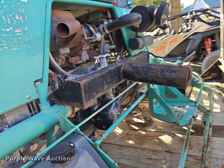 image for item EO4773 2016 Whiteman STXD6I power trowel