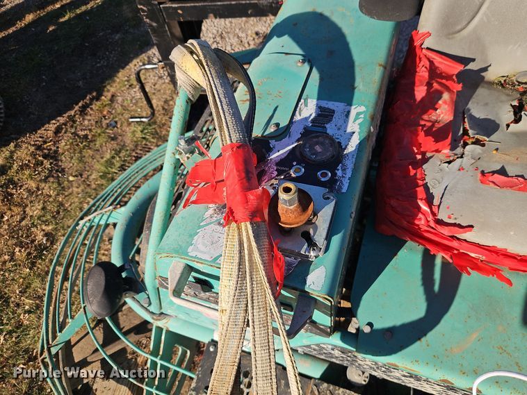 image for item EO4773 2016 Whiteman STXD6I power trowel