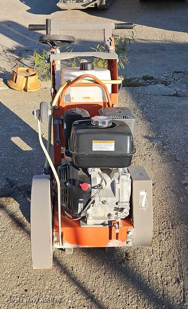 image for item EO4778 Husqvarna FS400LV concrete saw