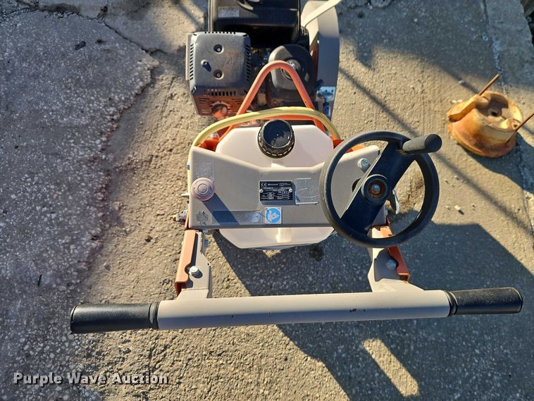 image for item EO4778 Husqvarna FS400LV concrete saw