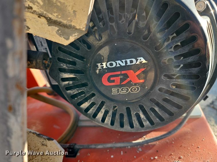 image for item EO4778 Husqvarna FS400LV concrete saw